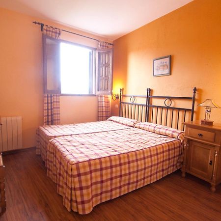Hostatgeria Sant Jaume Hotell Corachar Exteriör bild