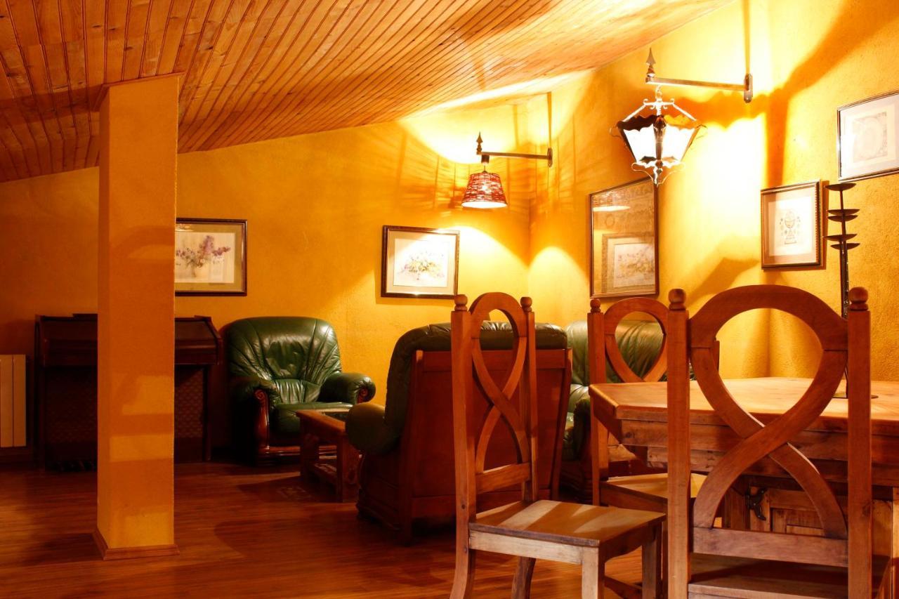 Hostatgeria Sant Jaume Hotell Corachar Exteriör bild