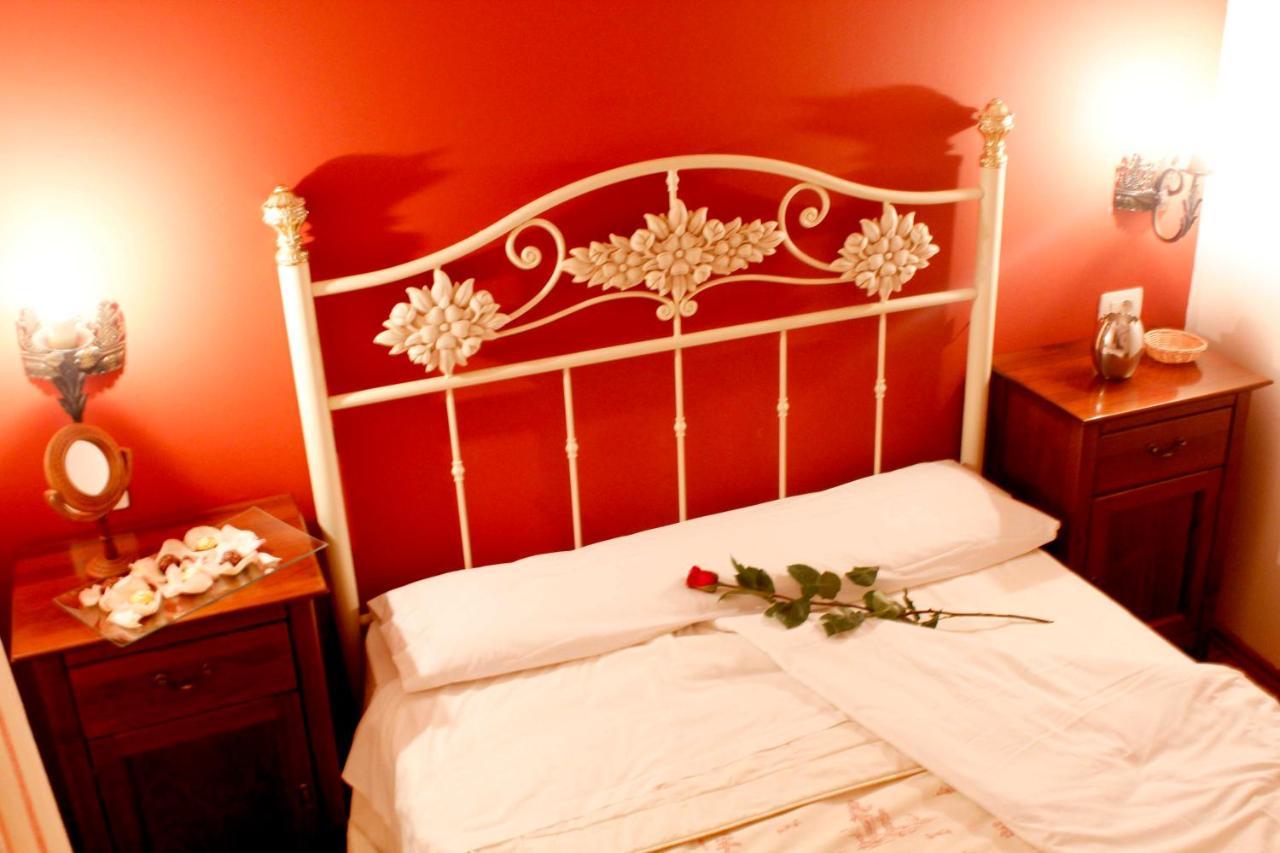 Hostatgeria Sant Jaume Hotell Corachar Exteriör bild
